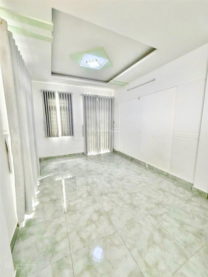 Lô góc 3 mặt thoáng cxpl a, phường phú lâm ngay hậu giang  đường nhựa xe tải thông  4x18m  nở