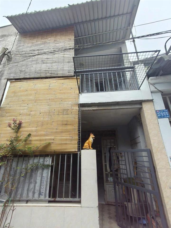 Bán nhà 1 trệt 1 lầu shr 4x12 giá 2tỷ570 ngay chợ đông thạnh, hóc môn  0329 638 ***