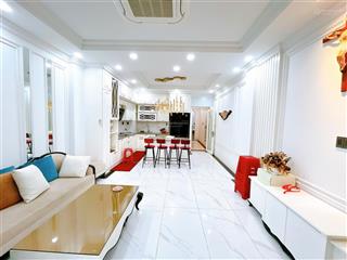 Bán nhà mặt tiền đường 20m  dt 4,5x14m  đúc 5,5 tấm thang máy, nội thất cao cấp, ngay tân hương