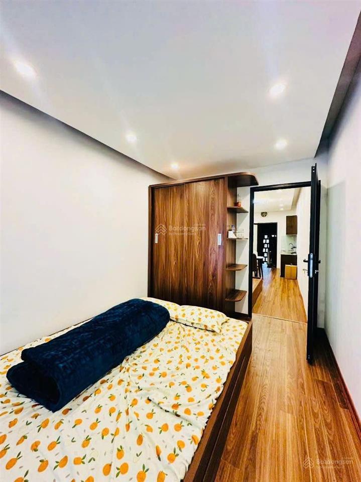 Căn hộ tập thể 8.3 quỳnh mai 50m có 2 ngủ, ô tô dưới sân.