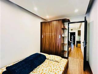 Căn hộ tập thể 8.3 quỳnh mai 50m có 2 ngủ, ô tô dưới sân.