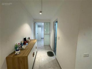 Căn hộ tập thể tầng 1 phố lò đúc 50m 2 ngủ, ô tô đỗ cửa