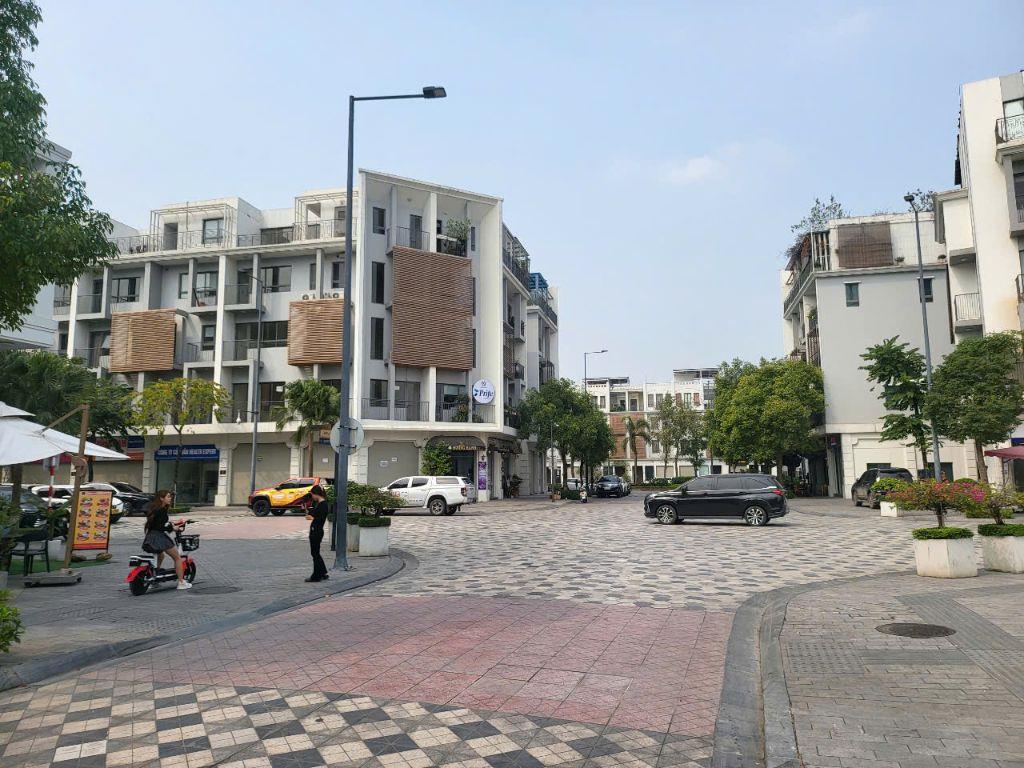 Cập nhật bảng giá bán KĐT The manor central park, Nguyễn Xiển ngày 16/1/2026