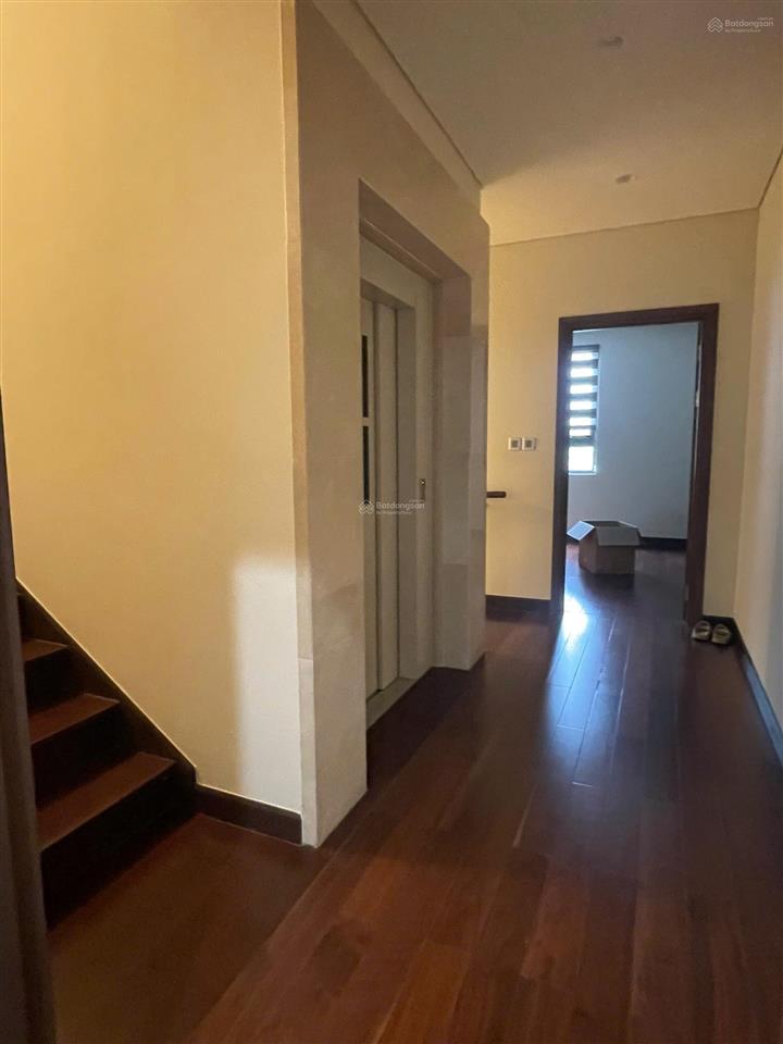 Chính chủ bán gấp biệt thự 160m2 x 4 tầng the manor central park vị trí vip