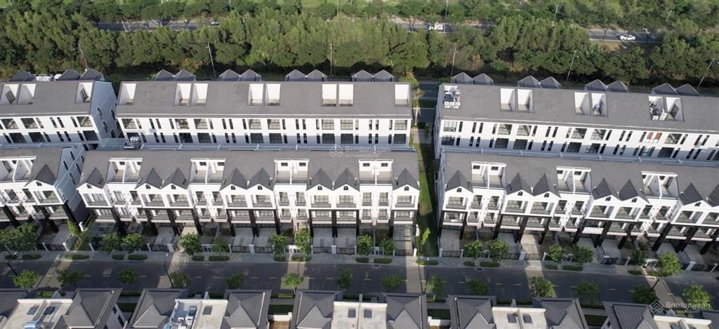 Cần bán gấp nhà phố 7x17m gs metrocity, giá tốt nhất khu