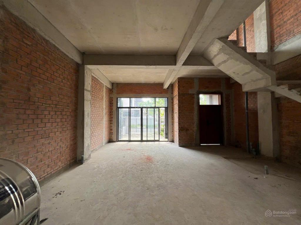 Cần bán gấp nhà phố 7x17m gs metrocity, giá tốt nhất khu