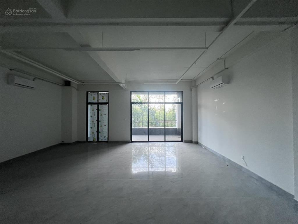 Chính chủ cho thuê shophouse gs metrocity, mặt tiền nguyễn hữu thọ, giá chỉ 10 triệu