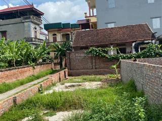Bán lô góc mặt hồ đường ô tô tránh nhau lệ chi gia lâm. vị trí đẹp 51m2, sổ chính chủ