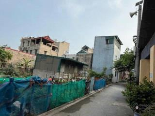Bán lô đất 200m2 vị trí đẹp trâu quỳ, ô tô vào nhà. sổ chính chủ giao dịch ngay