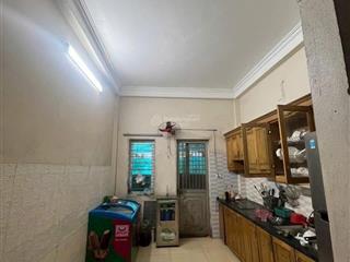 Bán nhà thạch bàn 53m2, 3 tầng, 3 ngủ gần chợ đồng dinh. giá 5.7 tỷ giao dịch ngay