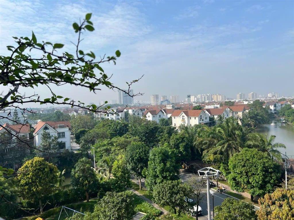 Bán căn hộ 2pn 2vs toà s1 vip nhất tại vinhomes symphony