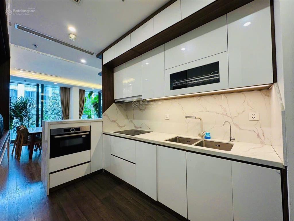 Cho thuê căn hộ đập thông 3pn siêu đẹp tại vinhomes symphony