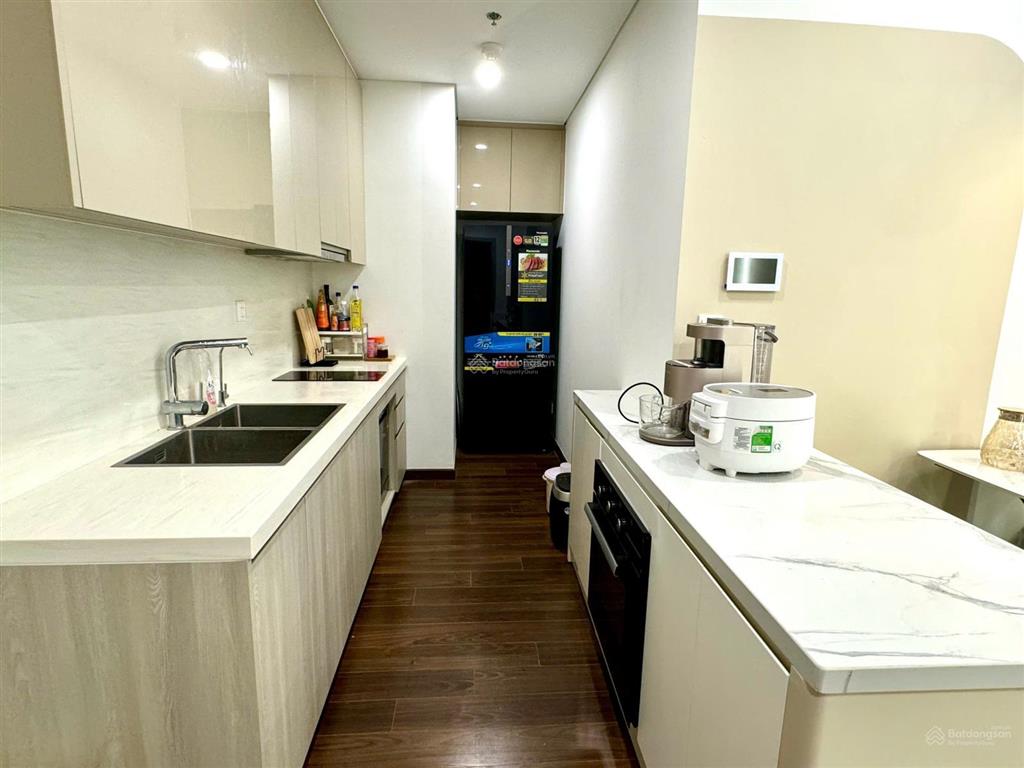 Căn hộ 2pn 2wc cho thuê tone sáng, view thoáng, nội thất luxury tại masteri smart city 0365 811 ***
