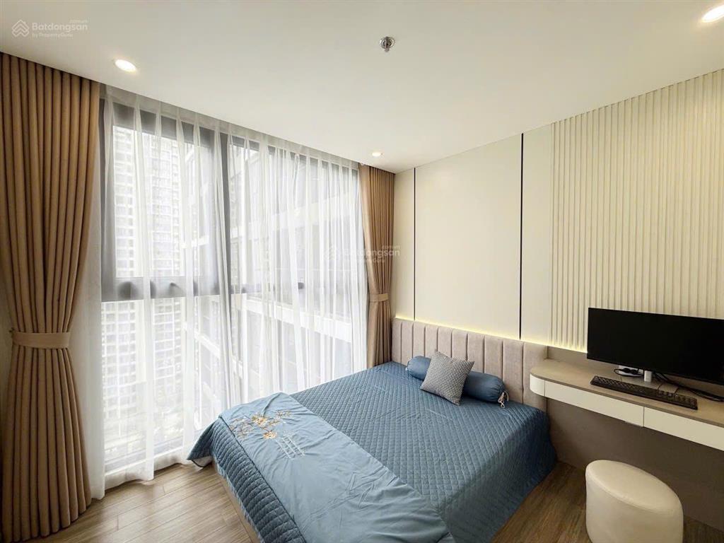 Mình cho thuê căn hộ 2 ngủ cạnh nhà để xe ô tô, nội thất mới 100%, chủ nhà dễ tính,  0365 811 ***
