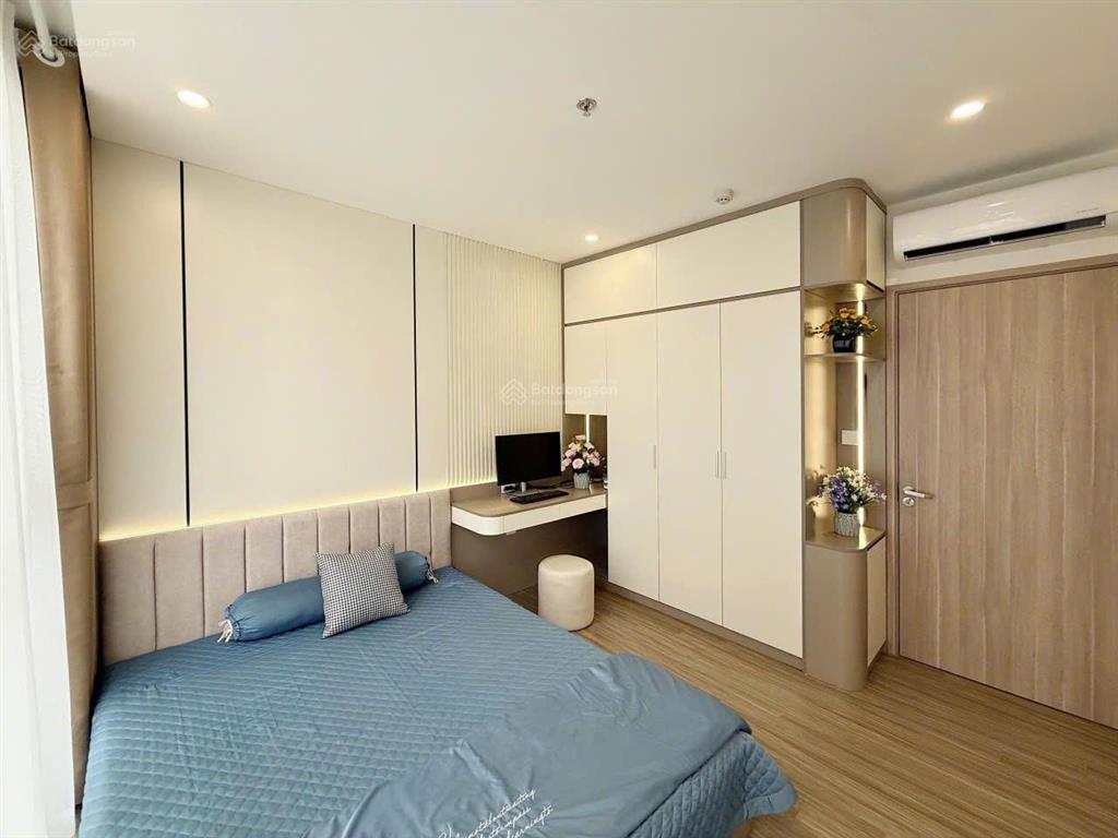 Mình cho thuê căn hộ 2 ngủ cạnh nhà để xe ô tô, nội thất mới 100%, chủ nhà dễ tính,  0365 811 ***