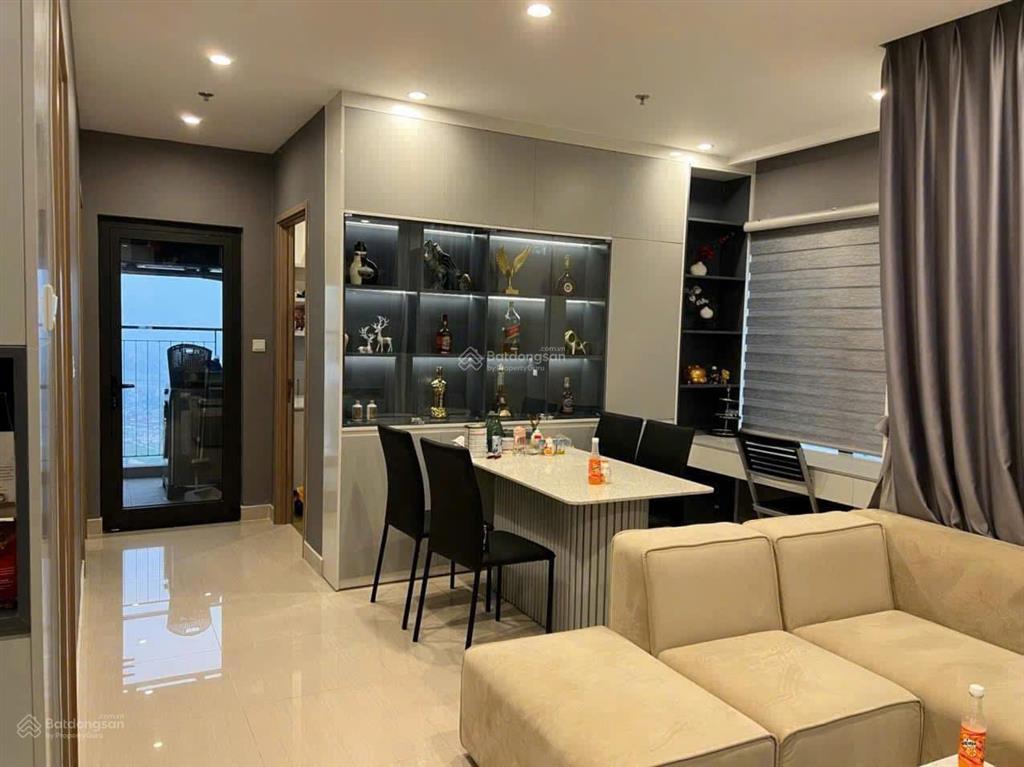 Nhà mới hoàn thiện nội thất, tôi cần cho thuê căn hộ 2pn 2wc view trực diện bể bơi,  0365 811 ***
