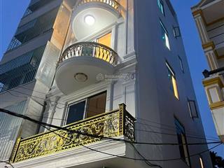 Cần bán gấp nhà đẹp lô góc tân cổ điển  thang máy nhập khẩu  ôtô 7 chỗ ngủ trong nhà  2 thoáng