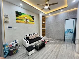 Bình thạnh cc vũ huy tấn 2pn shr tầng trệt giá 4,85tỷ