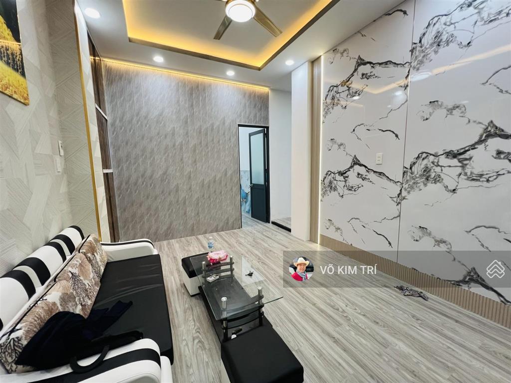 Bình thạnh cc vũ huy tấn 2pn shr tầng trệt giá 4,85tỷ