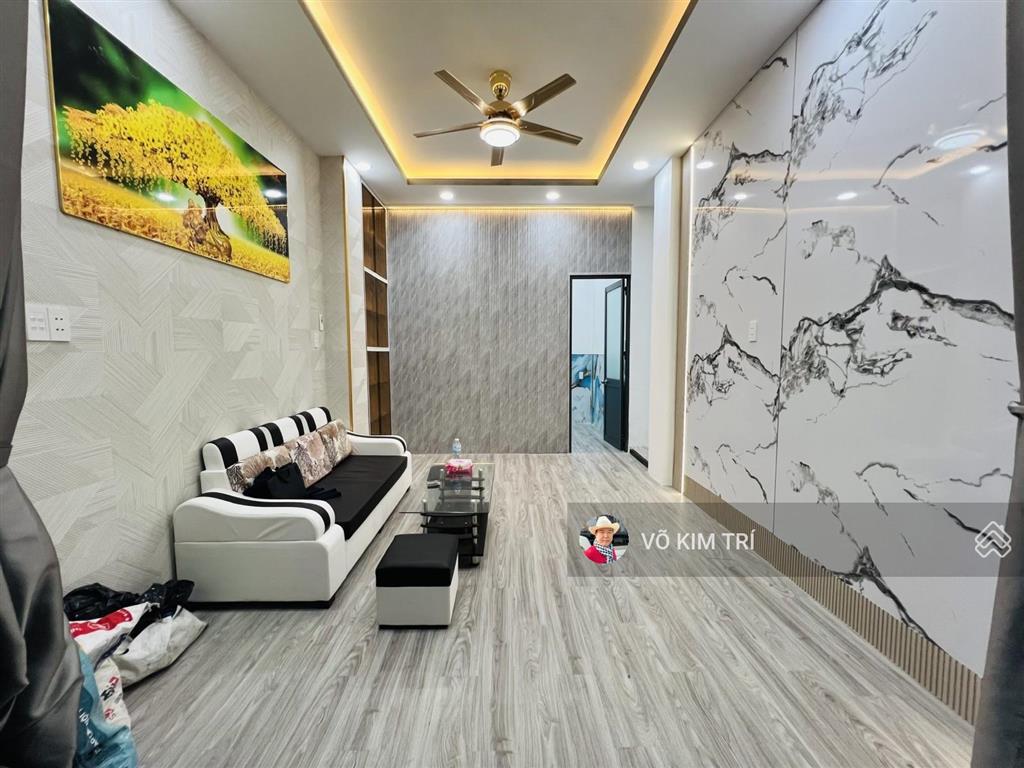 Bình thạnh cc vũ huy tấn 2pn shr tầng trệt giá 4,85tỷ