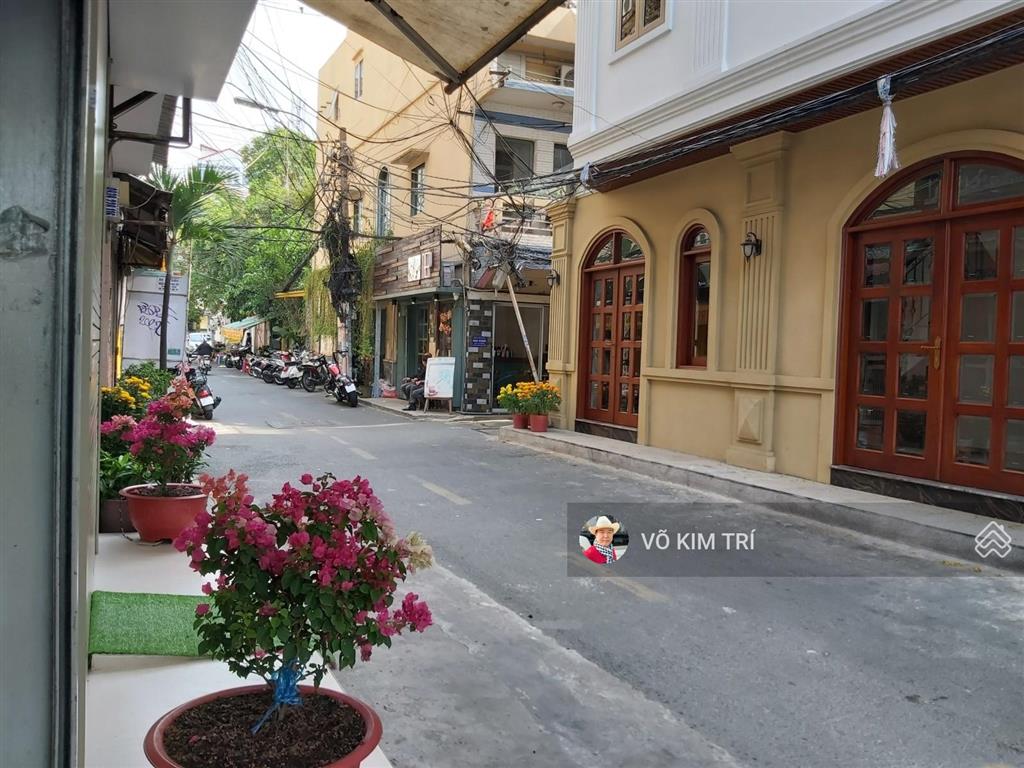 Quận 3 cc 86 trương quyền, căn góc tầng 2 view đẹp shr vĩnh viễn giá 1,8 tỷ