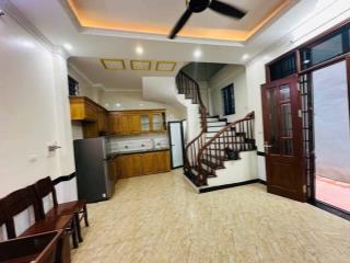 Chính chủ bán nhà lê quang đạo gần ô tô giá tốt