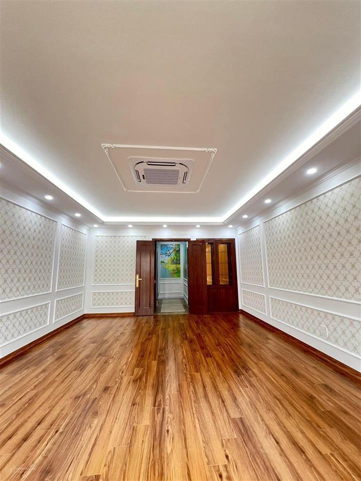 Chính chủ bán tòa nhà cầu giấy ô tô tránh kinh doanh đỉnh giá tốt nhất khu vực