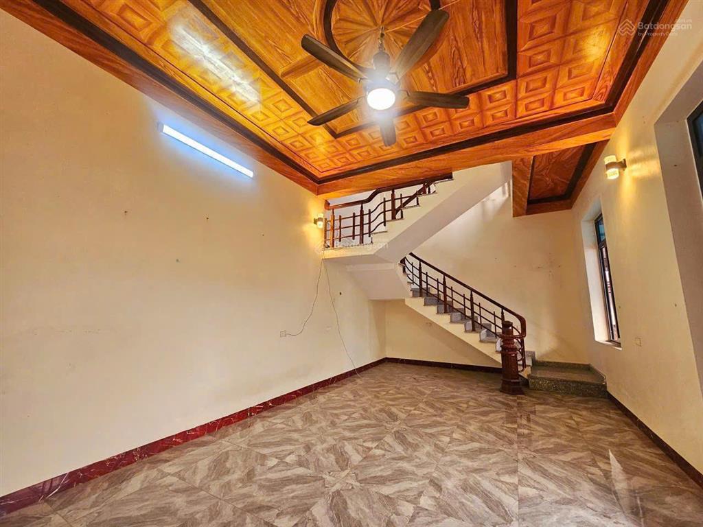 Chính chủ bán nhà 2 mặt tiền  trung tâm vĩnh yên  gần vinhomes.  0986 394 *** tỉnh