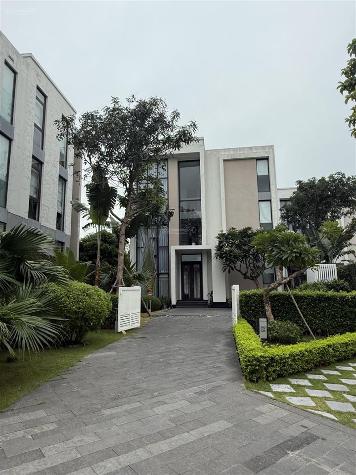 Cần bán gấp biệt thự nghỉ dưỡng full nội thất thu nhập cam kết 2,4 tỷ/năm sổ đỏ lâu dài