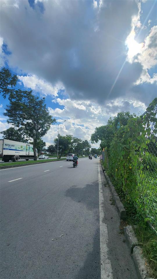 Bán tài sản kh đầu tư mặt tiền đại lộ nguyễn văn linh, dt 256x130m, cn 19.200m2, giá 11 tr/m