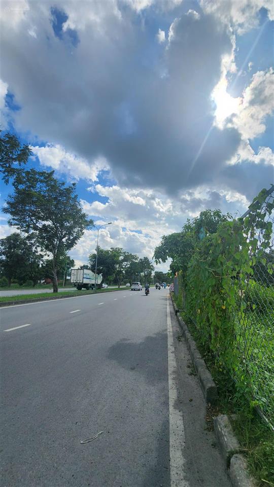 Bán tài sản kh đầu tư mặt tiền đại lộ nguyễn văn linh, dt 256x130m, cn 19.200m2, giá 11 tr/m