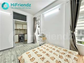 Cho thuê căn hộ 1 phòng ngủ tách bếp balcon 30m2 full nội thất new ngay vòng xoay dân chủ viettel