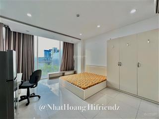 Siêu hiếm! studio thang máy hầm xe balcon 35m2 ở được 2  3 bạn ngay đh hoa sen, đh kinh tế ueh q10