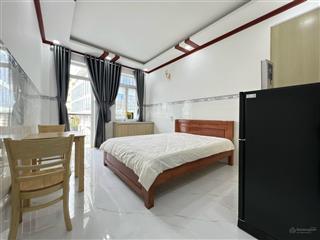 Cho thuê studio balcony 25m2 mặt tiền thành thái  cách đh hoa sen 250m quận 10  cầu vượt 3/2
