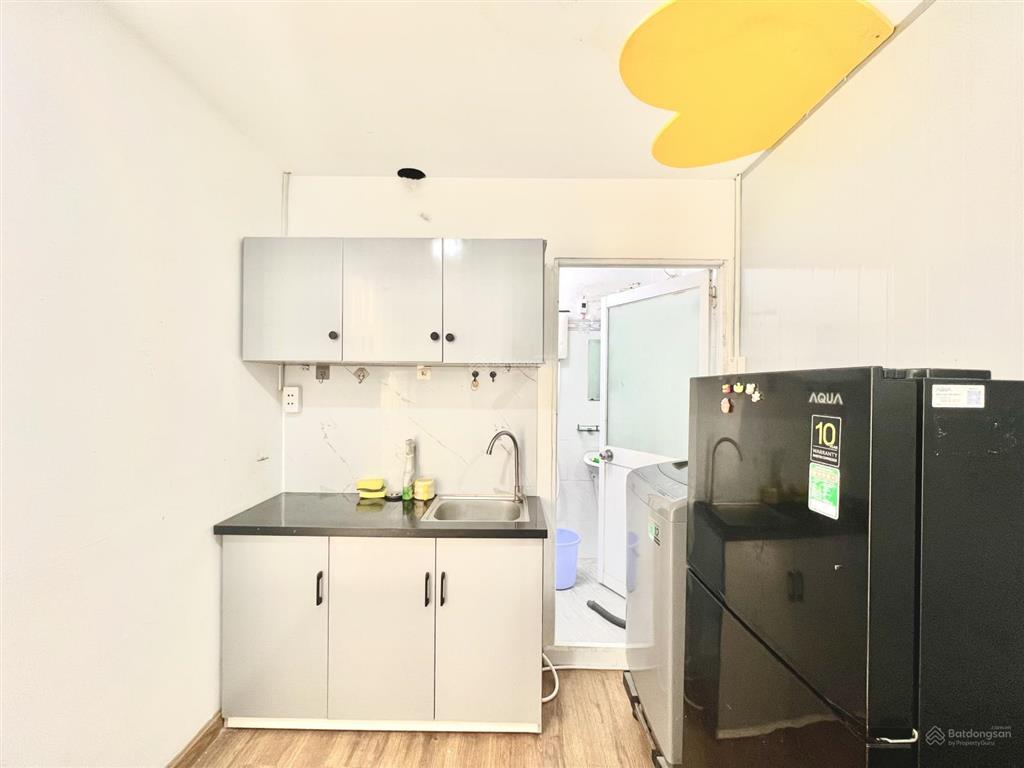 Cho thuê căn hộ 5ng4xe 2pn 50m2 full nt máy giặt balcon ngay cầu vượt 3/2 đh kinh tế ueh quận 10