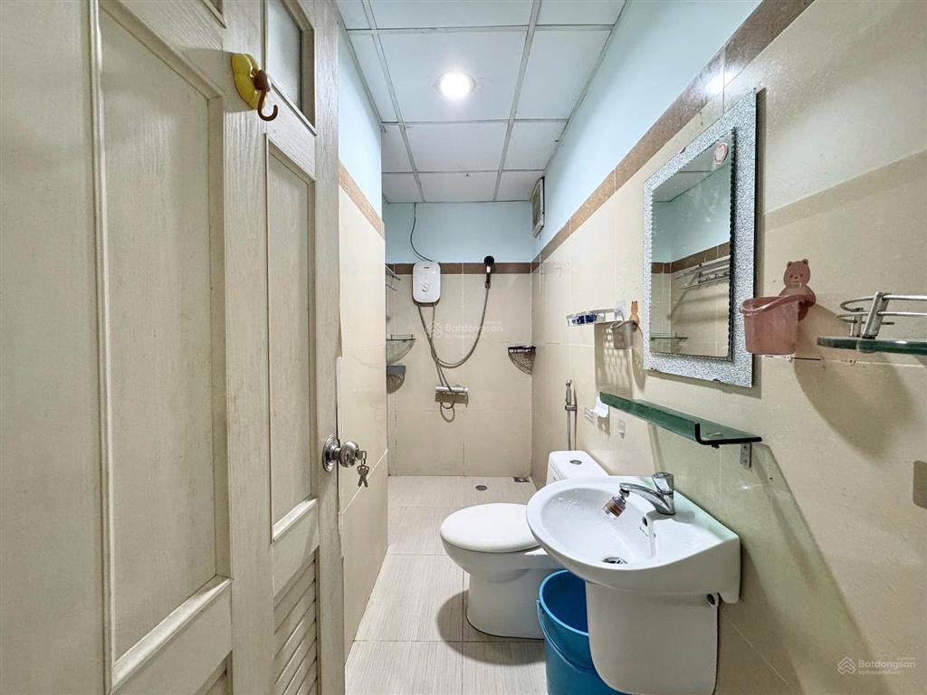 Chung cư the useful 2pn 1wc 58m2 có nội thất, thang máy hầm xe bảo vệ gần sát quận 10 đh bách khoa