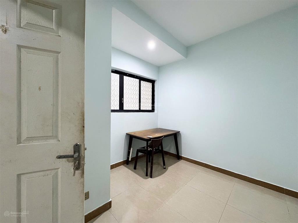 Chung cư the useful 2pn 1wc 58m2 có nội thất, thang máy hầm xe bảo vệ gần sát quận 10 đh bách khoa