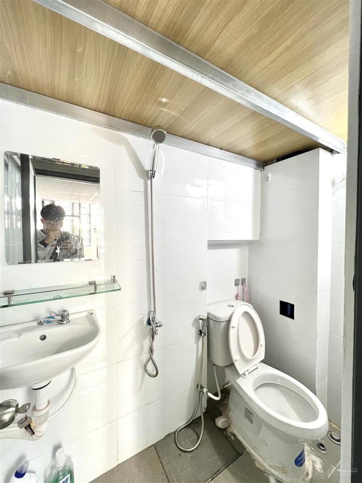 Giá siêu rẻ! phòng gác 12m2 balcon full nội thất cửa sổ chỉ 3tr8/ tháng ngay cư xá bắc hải q10