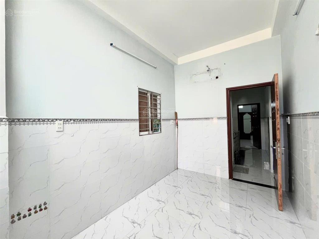 Nhà nguyên căn 3pn 2wc 36m2 mới sạch sẽ ngay tôn đản quận 4 gần cầu ông lãnh khu ăn uống