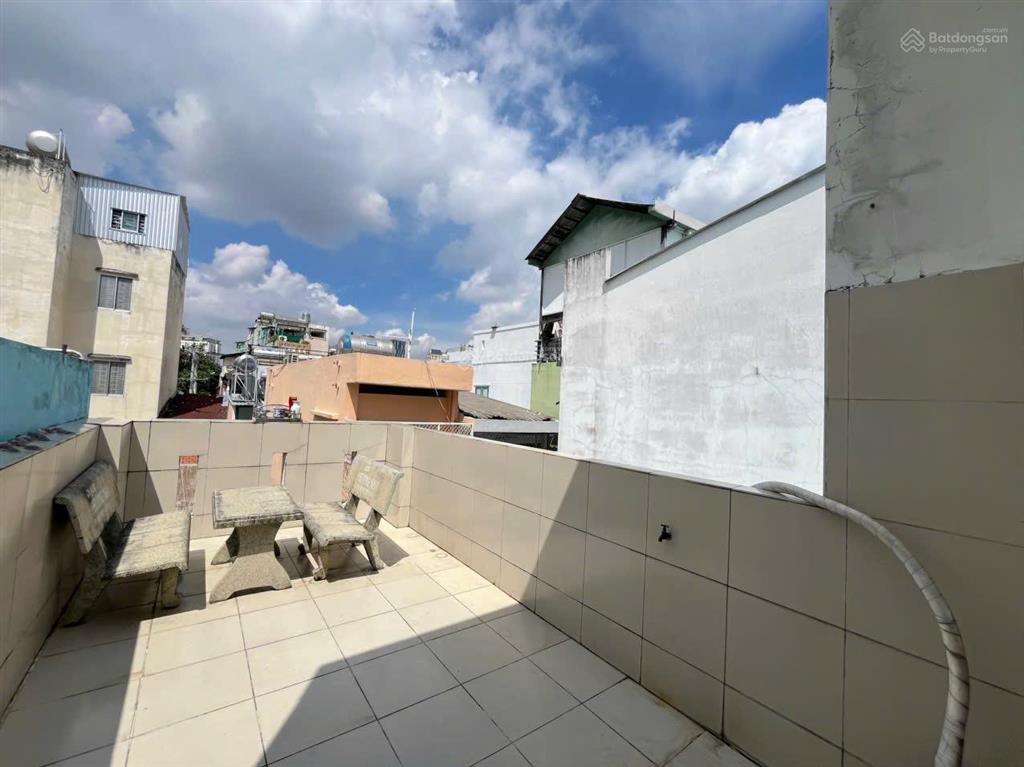 Nhà nguyên căn 3pn 2wc 36m2 mới sạch sẽ ngay tôn đản quận 4 gần cầu ông lãnh khu ăn uống