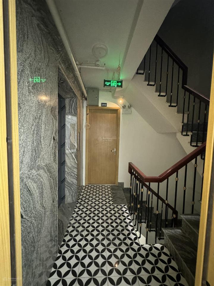 Bán tòa căn hộ apartment cao cấp nguyễn khang, thành thái. 100m2x9t mới có hầm, ô tô tránh, 39.9 tỷ