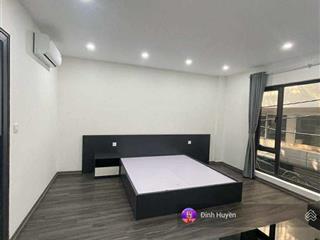 Tòa căn hộ cao cấp nguyễn khánh toàn 90m2 x 7t mới. ô tô vào nhà, 18 căn hộ, dt 100tr/tháng