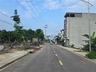 Chính chủ bán lô giãn dân lãm trại vân dương gần góc làn 2 hồ điều hòa dt 162m2 + mt 9m.
