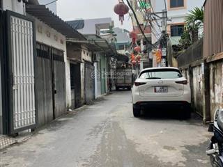 Tt thanh trì 5 tỷ nhỉnh có ngay nhà 5 tầng gần otto tránh 4 ngủ 1 phòng thờ cách bến xe nước