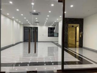 Shophouse 120m2 thang máy, ngay cổng dự án thiết kế hiện đại chuẩn khách sạn, dòng tiền 70tr/tháng