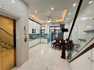 75m hải âu thang máy , hoàn thiện full nội thất , vị trí cực đẹp . giá rẻ nhất dự án