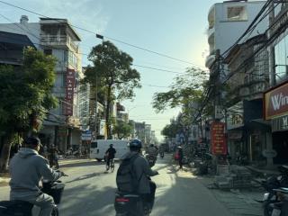 Bán nhà mặt đường lê lợi. vị trí vip, kinh doanh buôn bán sầm uất. đang có dòng tiền