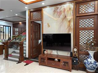 96m. hoàn thiện full nội thất. nhà đẹp, thiết kế hiện đại, vị trí đẹp. giá rẻ