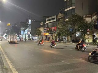 Chính chủ bán nhà phố giải phóng dt 76m mt 4,2m nhà 3 tầng trước nhà 3 oto tải dừng đỗ ngày đêm
