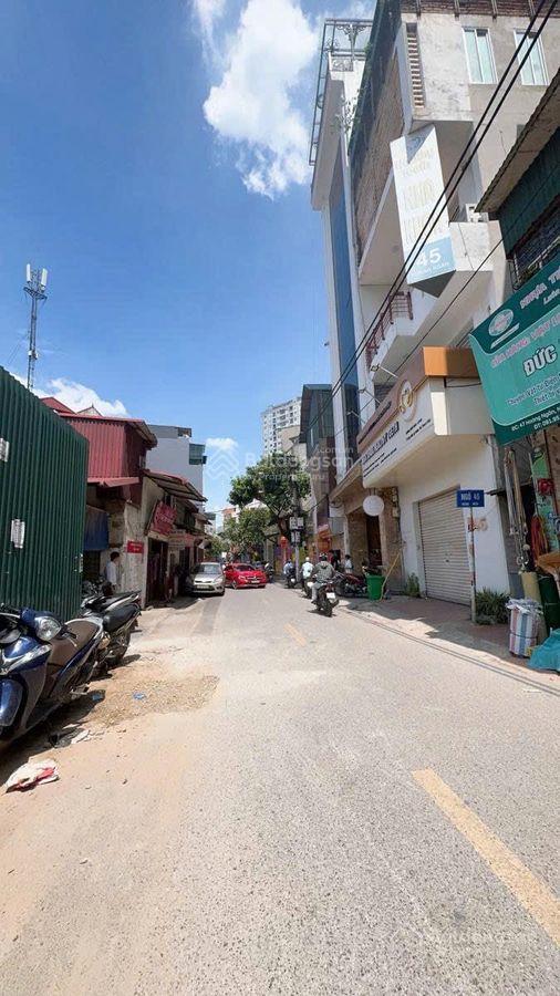 Nhà mới mặt phố hoàng ngân vỉa hè rộng ô tô tránh dt 68m2 mt 5,5m nhà 5t vị trí nhà đẹp nhất phố